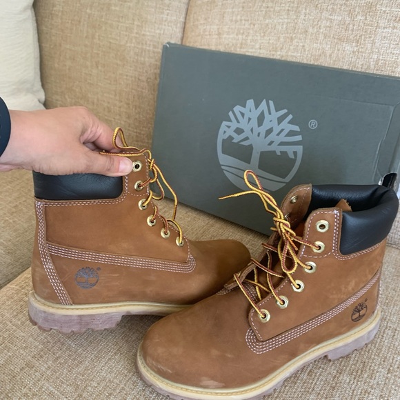 TIMBERLAND
PREMIUM 6 INCH BOOTS Women Size 7.5 - Picture 5 of 5